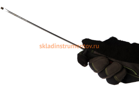 Шлицевая отвертка SANTOOL 4,0х200 мм 031410-040-200