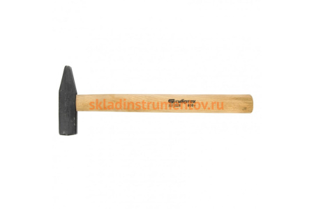 Слесарный молоток 800 г, квадратный боек, деревянная рукоятка СИБРТЕХ 10220