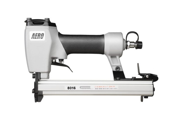 Пневмостеплер для скоб Foxweld AERO 5753