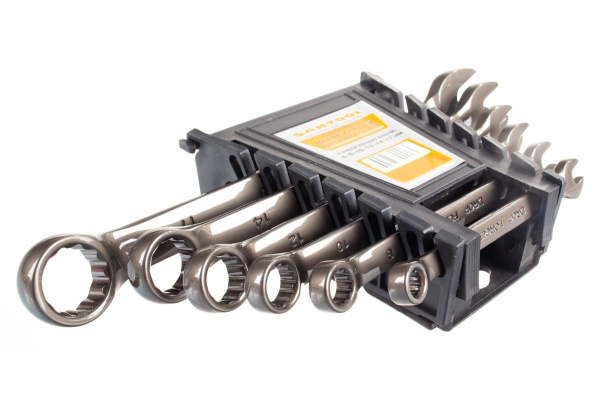 Набор комбинированных ключей SANTOOL 6-17 мм черный никель 6 предметов 031654-606-017