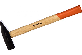 Молоток 800г, деревянная ручка Вихрь 73/6/8/4