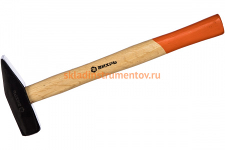 Молоток 800г, деревянная ручка Вихрь 73/6/8/4