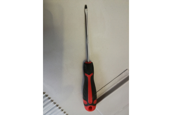 Силовая шлицевая отвертка SL3.0 х 75мм JTC 7601