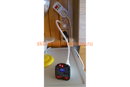 Тестер розеток и УЗО КВТ KT 106D PROLINE 79136