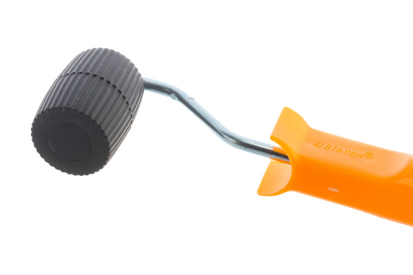 Прижимной пластмассовый валик 45мм STAYER БОЧКА 0393-2