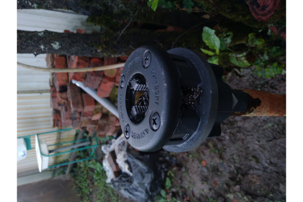 Клупп трубный PROFESSIONAL 1/2" со сменными резцами STAYER 28261-1/2