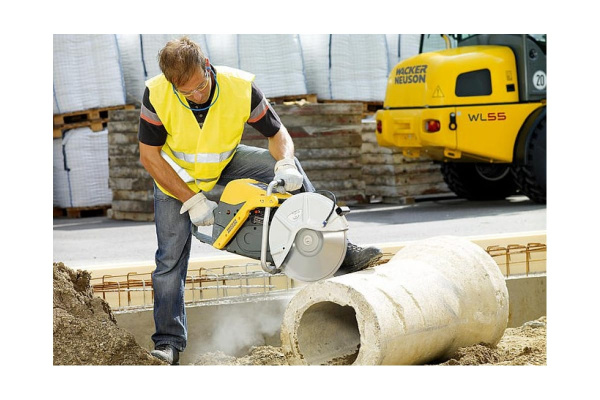 Бензиновая отрезная дисковая пила Wacker Neuson BTS 635S 5000610192 Бензиновая отрезная дисковая пила Wacker Neuson BTS 635S 5000610192