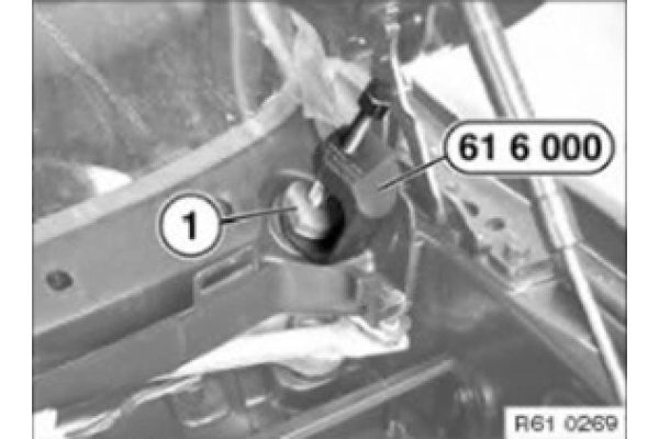 Съемник рычагов стеклоочистителя AIST BMW 61 6 000 67113010 00-00012502