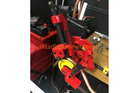 Ручной трубогиб для тонкостенных труб со скользящей направляющей VIRAX 12, 15, 18, 22 мм 250286