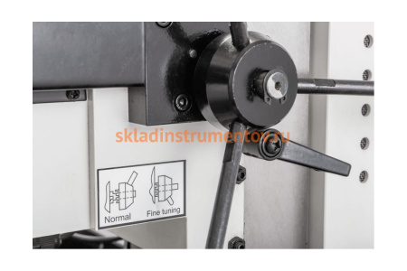Токарно-фрезерный станок по металлу 230В без тумбы JET BD-10DMA 50000960M