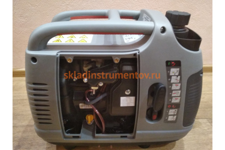 Бензиновый инверторный генератор Briggs&Stratton P 2200 Inverter 030698