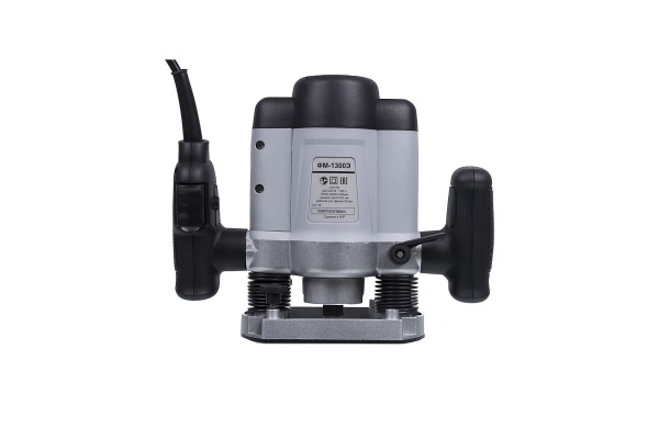 Фрезерная машина Ресанта ФМ-1300Э 75/13/1 Фрезерная машина Ресанта ФМ-1300Э 75/13/1