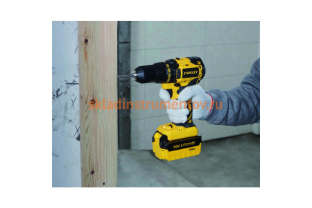 Бесщеточная дрель-шуруповерт Stanley SBD201M2K-RU