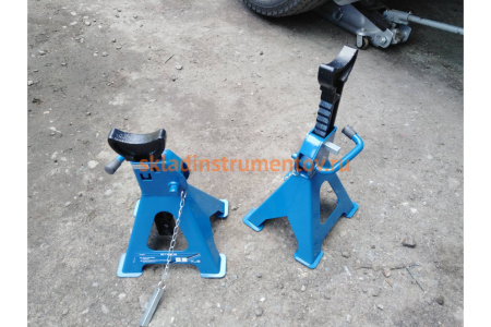 Регулируемые подставки под автомобиль 3 т STELS 51627