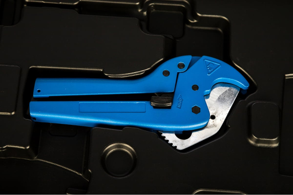 Ручной набор для монтажа PEX трубы REHAU 16 мм-32 мм ROTORICA PEXBOX RT.1422032