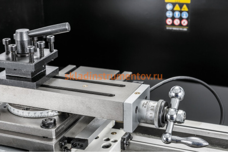 Токарный станок по металлу с УЦИ, зона обработки 210х450мм, 230 В JET BD-8A DRO 50000548M