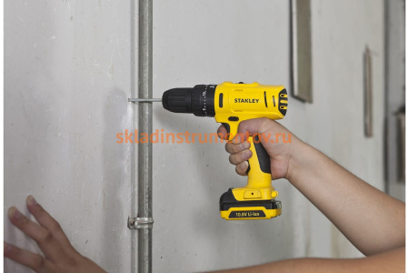 Ударная дрель-шуруповерт Stanley SCH12S2