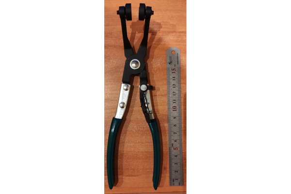 Изогнутый съемник хомутов патрубков Jonnesway AR060038