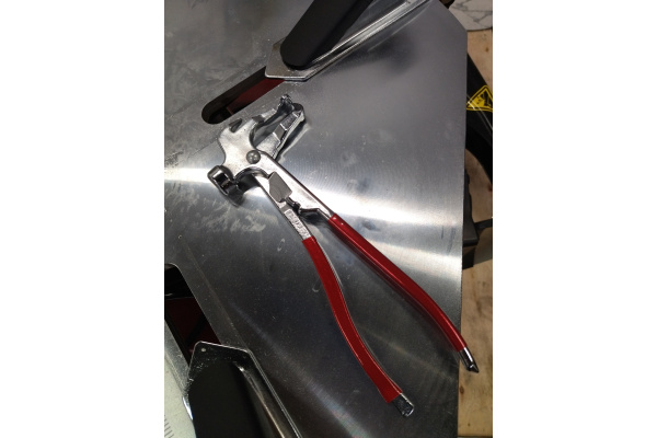 Клещи-молоток для грузиков WIEDERKRAFT WDK-A5508068