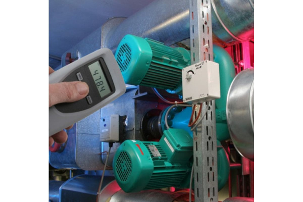 Измеритель скорости вращения / тахометр Testo 470