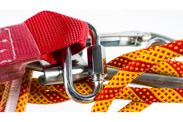 Строп из регулируемого каната 2 м с амортизатором, с большим монтажным и соединительным карабином ПРОГРЕСС СЕФЕТИ Строп аВрег+Кс исп.3