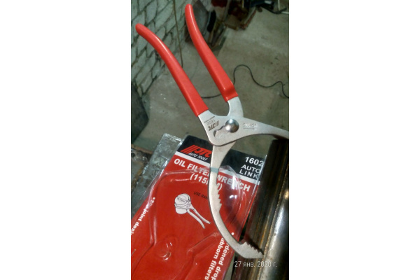 Съемник масляного фильтра 85-115мм переставные клещи JTC 1602