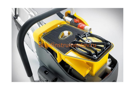 Бензиновая отрезная дисковая пила Wacker Neuson BTS 635S 5000610192 Бензиновая отрезная дисковая пила Wacker Neuson BTS 635S 5000610192