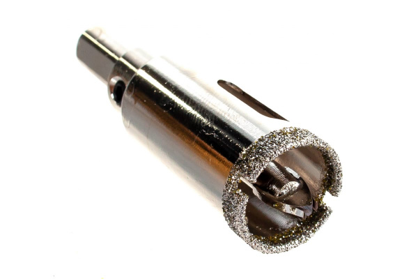 Коронка алмазная с центрирующим сверлом по керамограниту и керамике 20 мм HAGWERT 576220