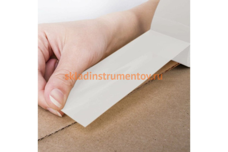 Клейкая упаковочная лента BRAUBERG 48 мм х 66 м, белая, толщина 45 микрон 440158