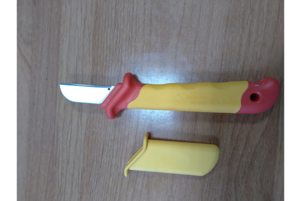 Нож 1000В ProsKit PD-V003A 00321645