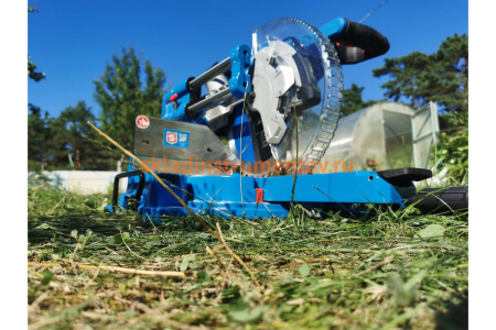 Торцовочная пила с протяжкой ЗУБР Профессионал, d 305 х 30 мм, 2000 Вт  ППТ-305-П