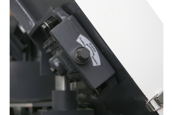 Ленточнопильный двухколонный станок METALMASTER MGH-300Z 18238