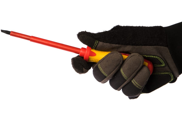 Отвертка Insulated SL5,5x125 мм MATRIX PROFESSIONAL 12918