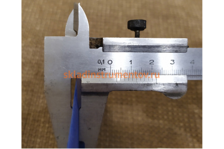 Прижимной пластмассовый шпатель для обоев 280мм STAYER 10205