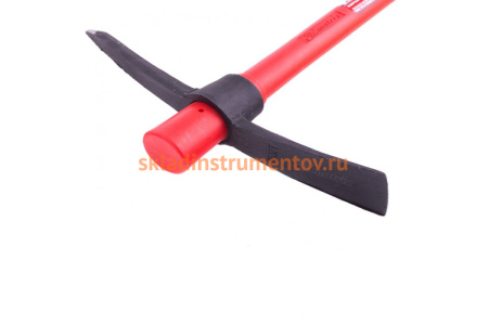 Кирка с фибергласовой обрезиненной рукояткой MATRIX 21829