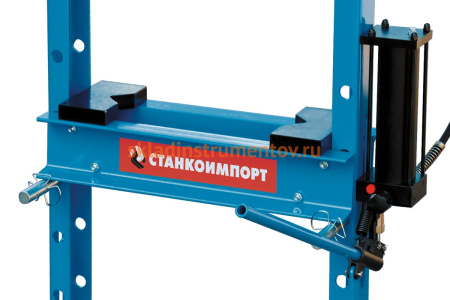 Гаражный пресс с ножным приводом 20 тонн Станкоимпорт SD0805C