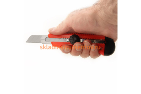 Нож с усиленным пластиковым корпусом 18мм Vira Twist-lock 831303