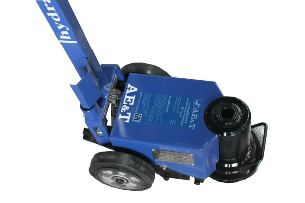 Пневмогидравлический подкатной домкрат 30 т AE&T HJ-30