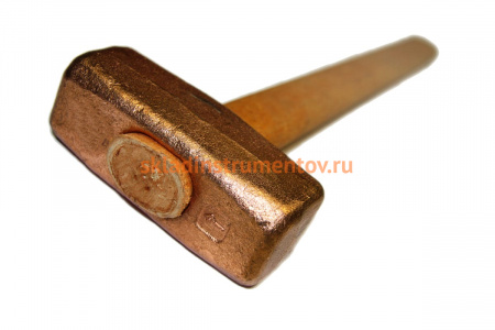 Кувалда квадратная с деревянной ручкой омеднённая (2 кг) СПЕЦ И-145
