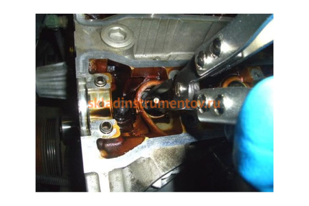 Съемник маслосъемных колпачков, экстрадлинные щипцы AIST 67239100 00-00005942