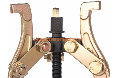 Кованый съемник подшипников, трехзахватный STAYER 43220-150