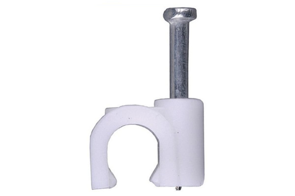 Скоба с оцинкованным гвоздём (100 шт; 4 мм) для крепления кабеля Stayer 4510-04