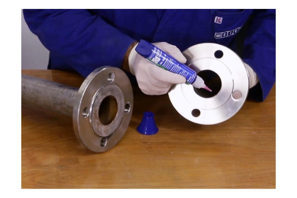 Уплотнитель фланцев WEICON AN 305-18 макс зазор 0,50 мм, красный, 200 мл wcn30518200