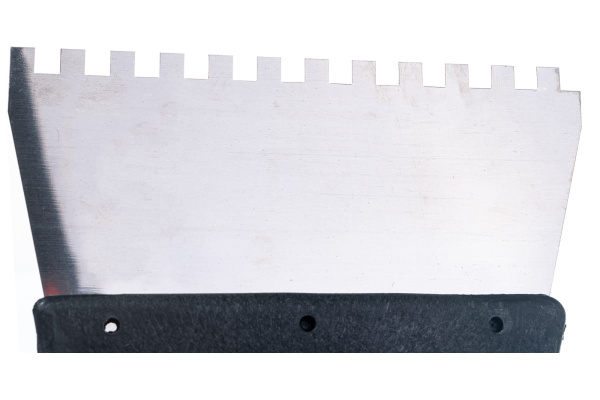 Зубчатый шпатель нержавеющая cталь, пластиковая рукоятка 6х6 мм, 150мм Вихрь 73/3/2/25