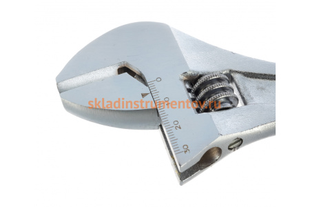 Разводной ключ с центральной регулировкой Bellota 646010