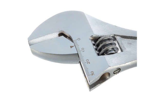 Разводной ключ с центральной регулировкой Bellota 646010