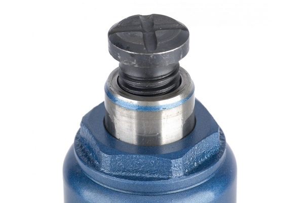 Бутылочный гидравлический домкрат STELS 8 т 51104