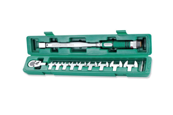 Набор насадок с динамометрическим ключом Jonnesway T102001S, 1/2"DR, со шкалой, 40-200 Н/м