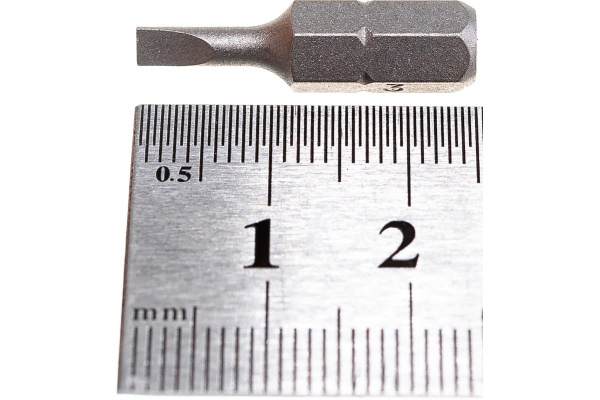 Вставка-бита 1/4"DR шлицевая, SL3, 25 мм Ombra 514530