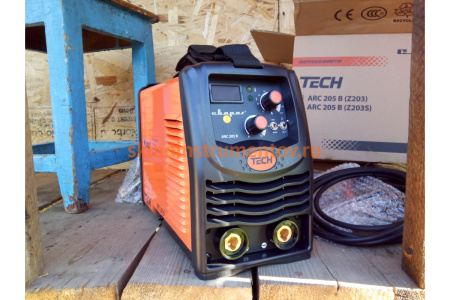 Инвертор Сварог ARC 205B (Z203) с дисплеем Инвертор Сварог ARC 205B (Z203) с дисплеем